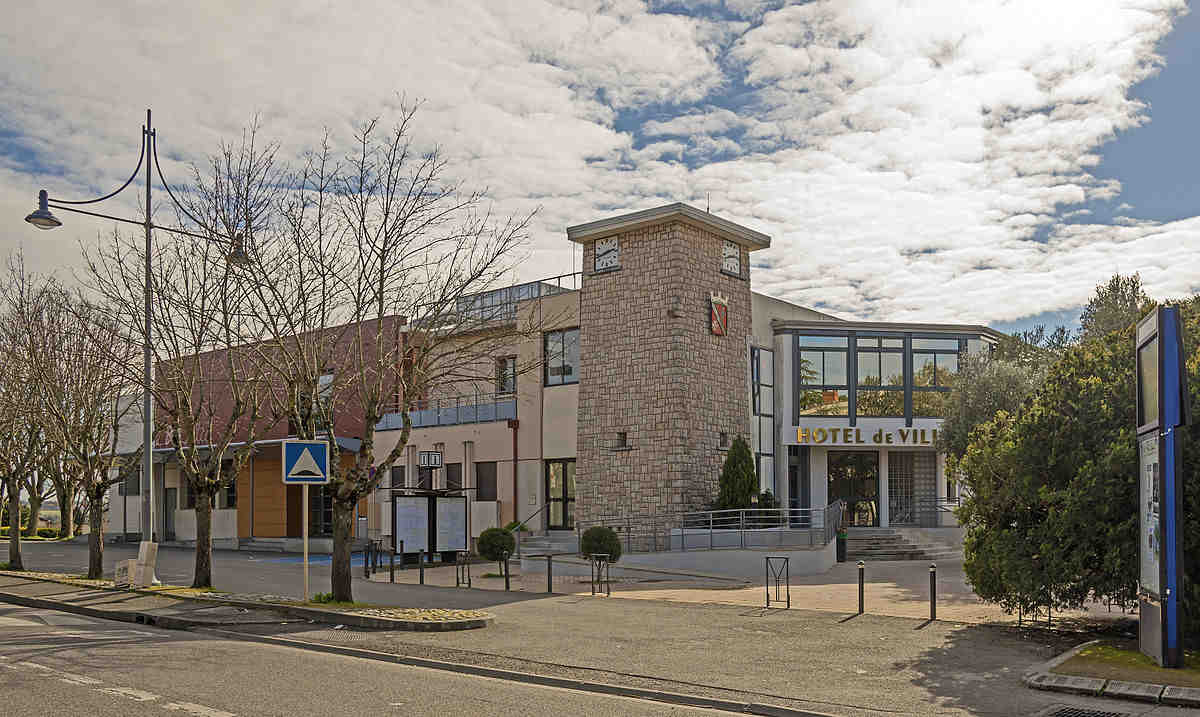 nouvelle, mairie